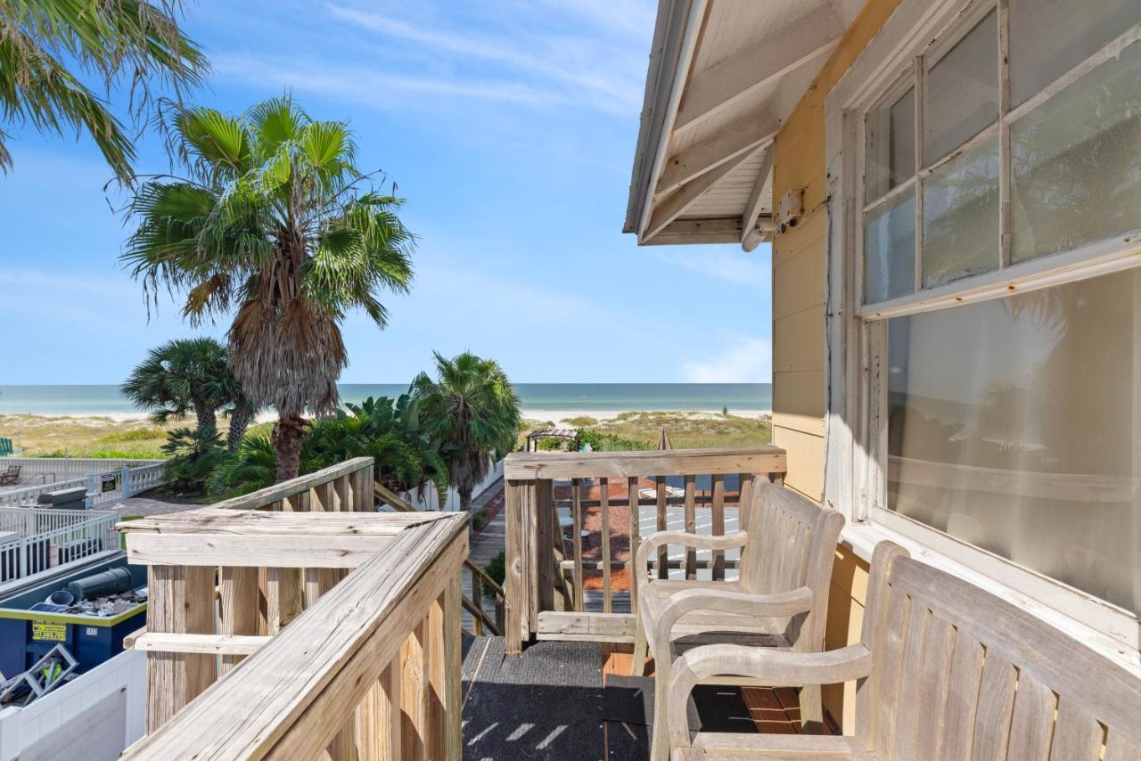 Sun N Fun Beachfront Vacation Rentals Indian Shores Exterior photo